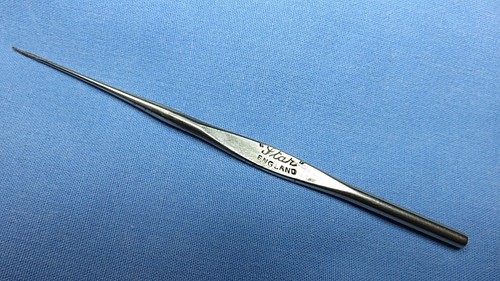 Vintage crochet hook size - crochet,