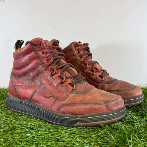 Martens boots size - dr., 6