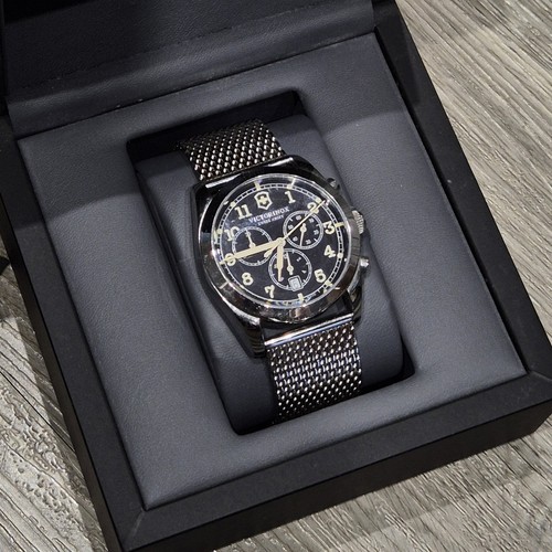 Victorinox swiss army - swiss,