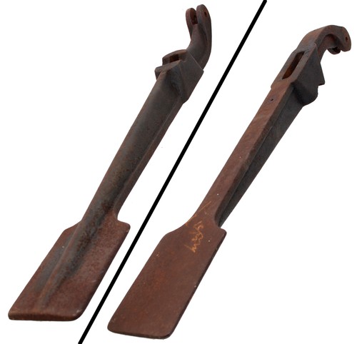 Orig treadle casting - treadle, hall