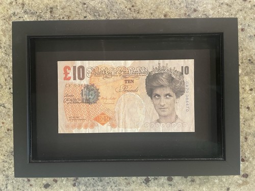 Banksy faced tenner 2004 - banksy,