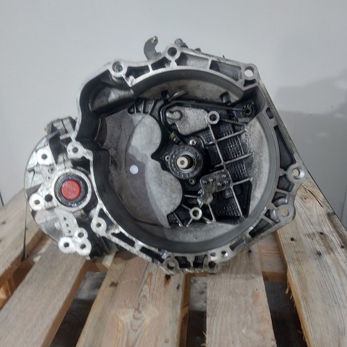 Gearbox vauxhall astra - gearbox,