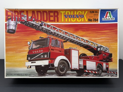 Italeri volvo fire ladder - 1:24,