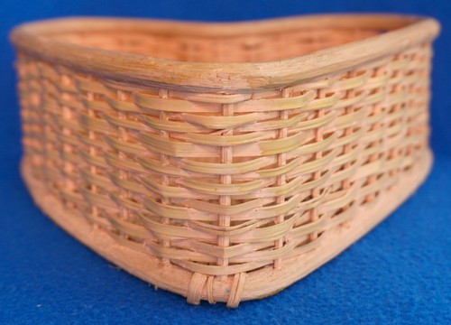 Vtg wicker rattan heart - vtg,