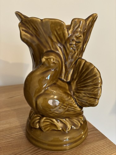 Dartmouth pottery vase - pottery, –