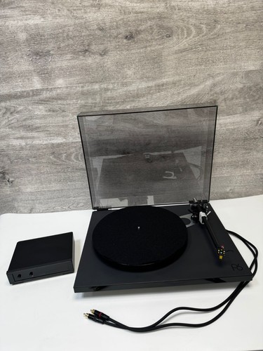 Rega planar with - 6,