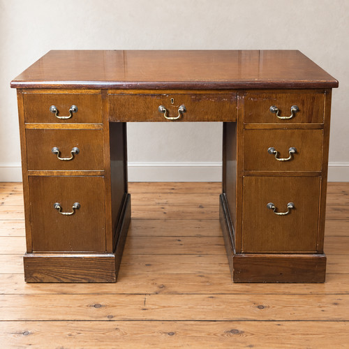 Traditional pedestal desk oak - traditional,