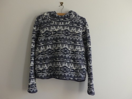 Warm and cosy columbia - and,