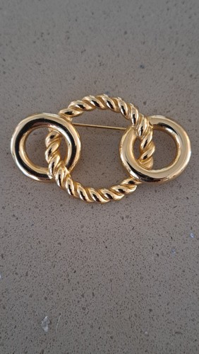 Grosse dior gold plated brooch - gold,