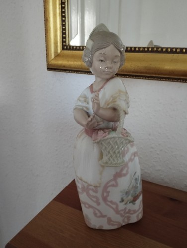 Lladro nao enchanting figure - enchanting,