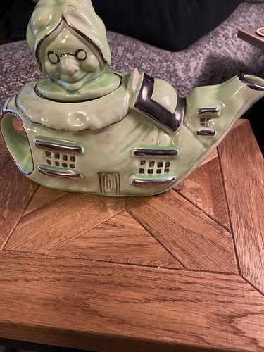 Lingard novelty teapot the - ,