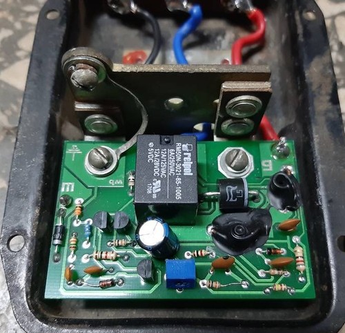 Voltage regulator volts - voltage,