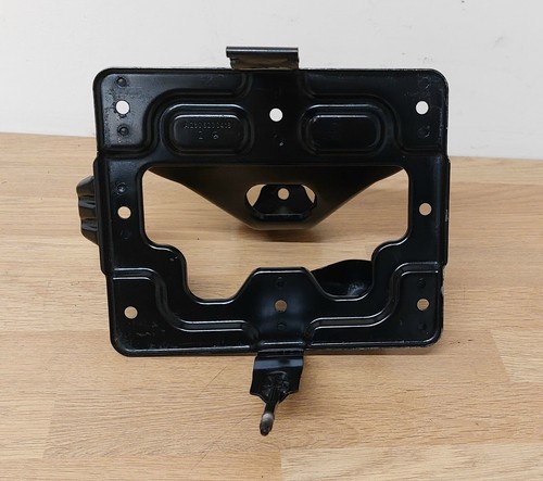 Mercedes r230 battery tray - mercedes,