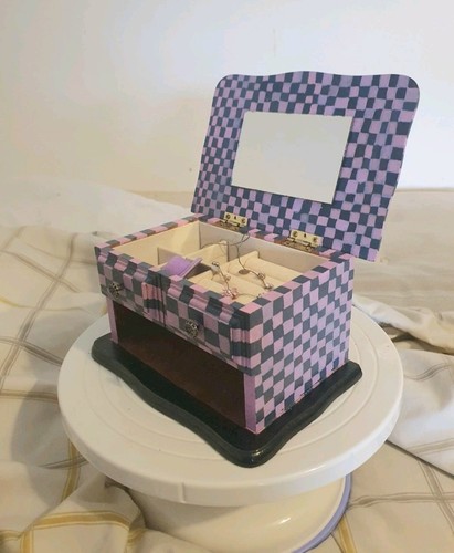 Very good jewellery box - very, &