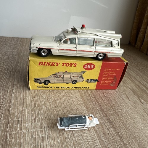 Dinky toys superior criterion - dinky,