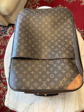 Authentic LOUIS VUITTON Vintage Suitcase