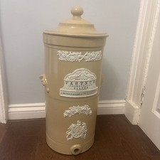 Pasteur Chamberlaind Stoneware