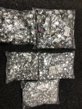 3000 ASSORTED COVERING BUTTONS