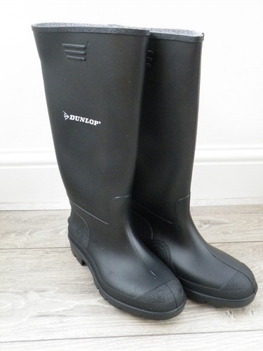 Dunlop black wellington - black,
