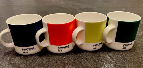 Pantone universe fine - fine, bone