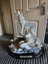 Leonardo Juliana Collection