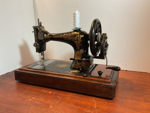 Singer sewing machine hand - machine,