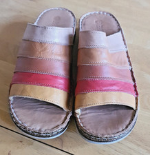Pavers colourful slip on