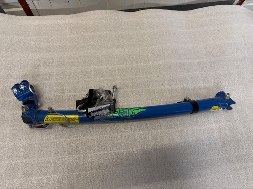 Blue trail gator - gator, trailer