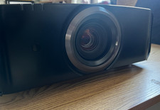 JVC DLA-X500R Projector