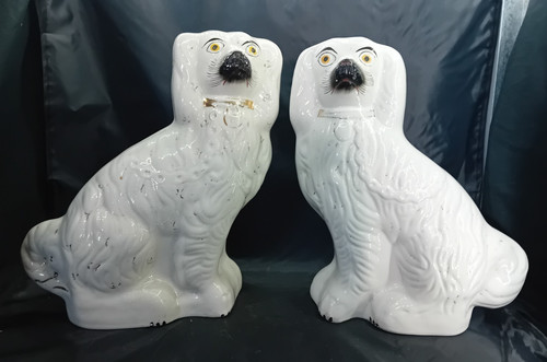 Lovely pair antique - lovely,