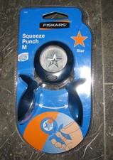 FISKARS SQUEESE PUNCH- STAR