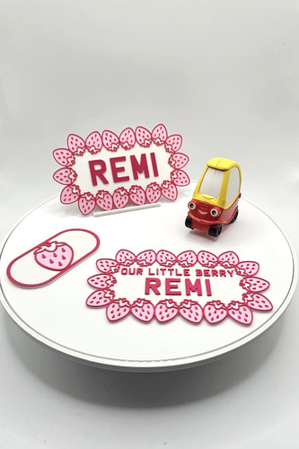 Little tikes licence plate - little,