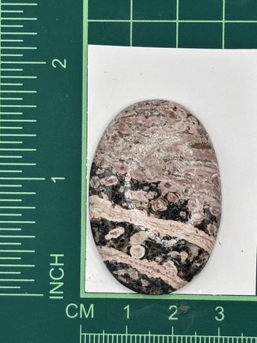 Oval polished stone - oval,