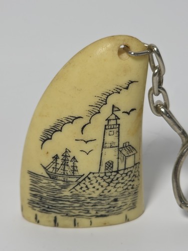 Vtg whales tooth - whales,