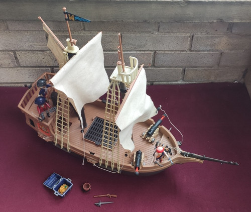 Playmobil pirate ship - playmobil,