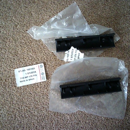 7m3867175 71n front - 7m3867175, door