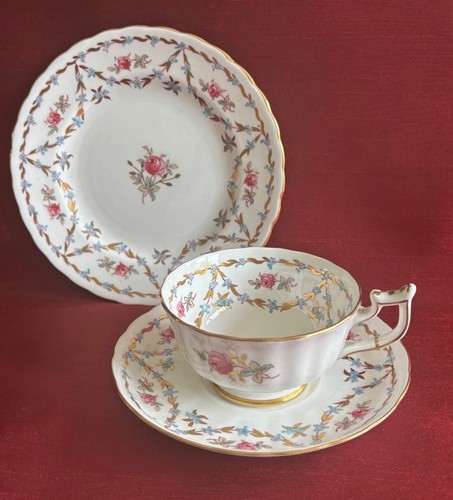 Royal chelsea tea trio - royal,