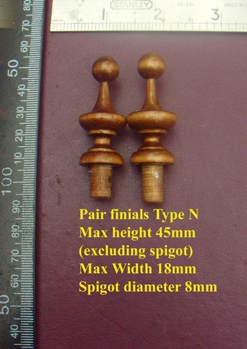 Type pair stained wood - pair,