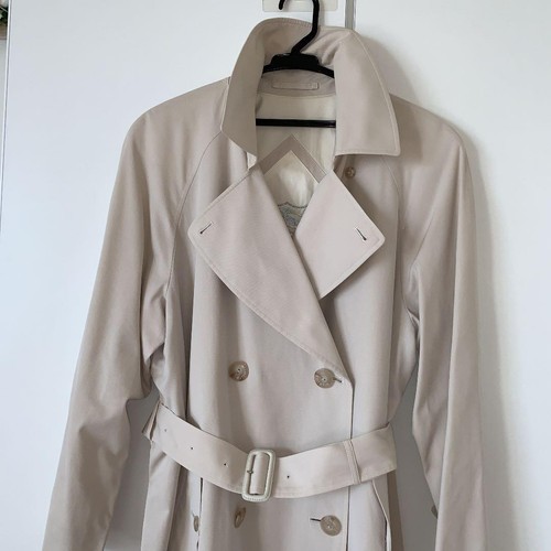Burberry trench coat size 9 - trench,