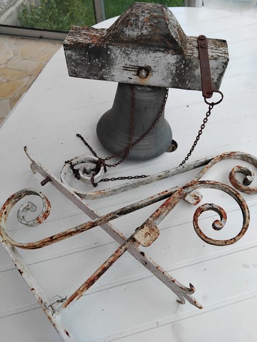Antique bronze school - bronze,