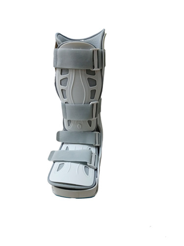 Plastic front aircast boot - front,