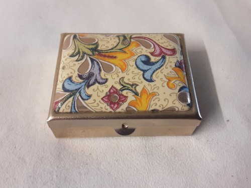 Vintage enamel trinket pill - enamel,