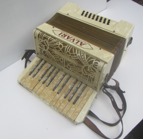 Vintage alvari germany - vintage,
