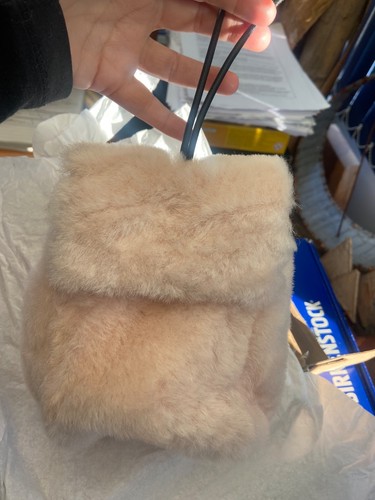 Owen barry darwin sheepskin - barry,