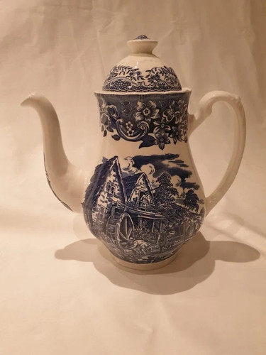 Vintage royal tudor ware - tudor, wn