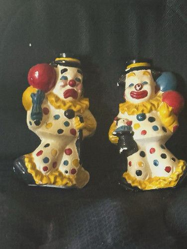 Old hydrocal clowns - 60,
