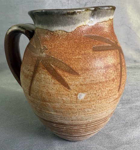 Studio art pottery dragonfly - studio,