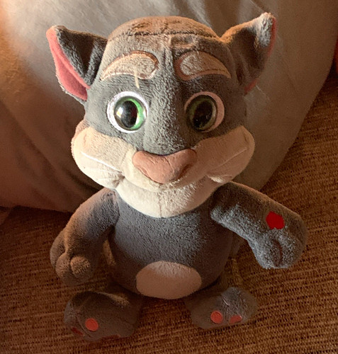 Dragon talking tom - tom, and