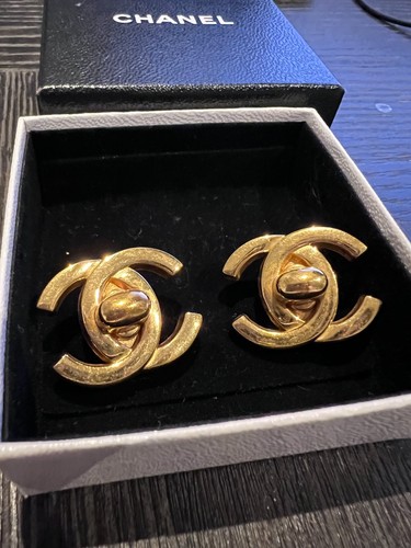 Authentic boxed chanel classic - authentic,