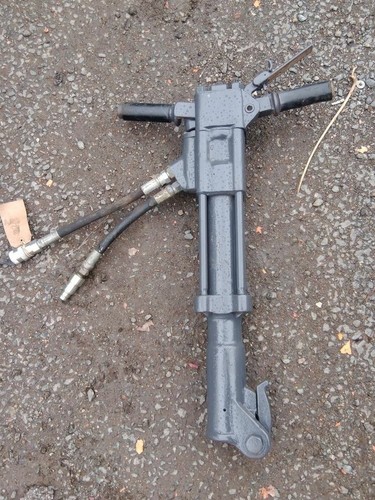 Breaker terex br48 stanley - breaker,